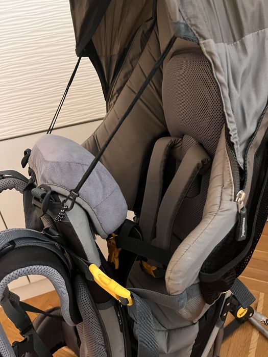 Deuter Kid Comfort III туристическа раница за носене на дете