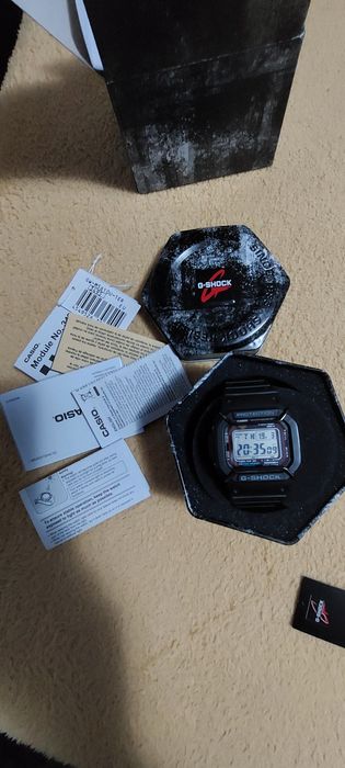 vând ceas casio g-shock gw-m5610u