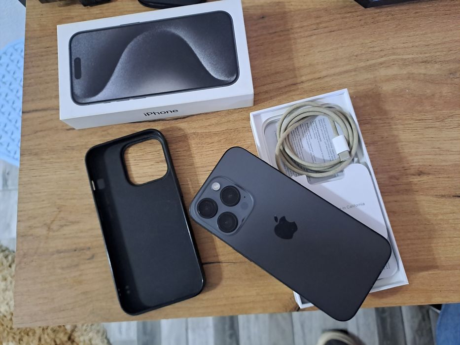 Iphone 15 pro la cutie 128 GB/ schimb cu 16 pro sau Samsung s25 ultra