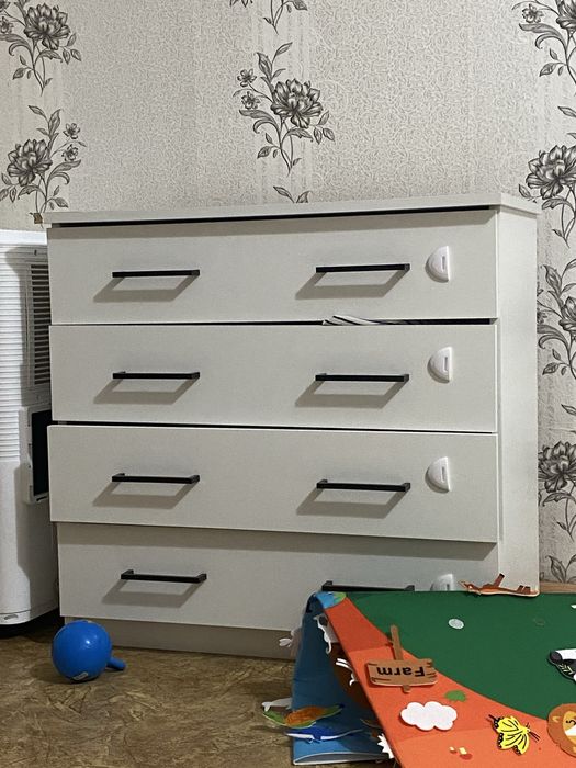 Продаю комод в хорошем состоянии