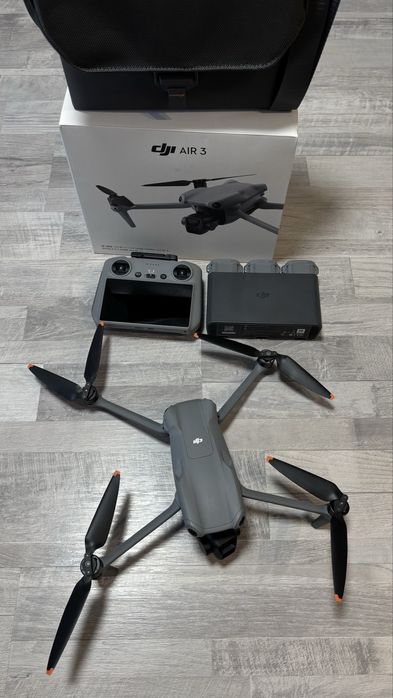 Дрон DJI Mavic Air 3 Fly More Combo (DJI RC 2)