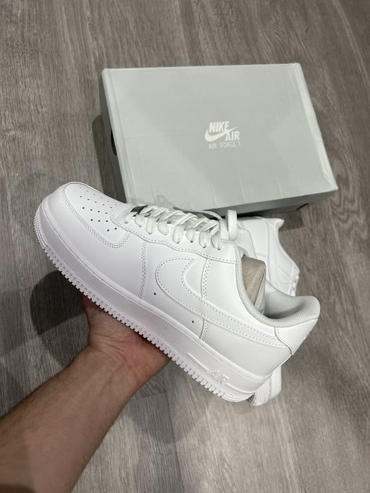 Adidasi Nike Air Force 1 Triple White AF1