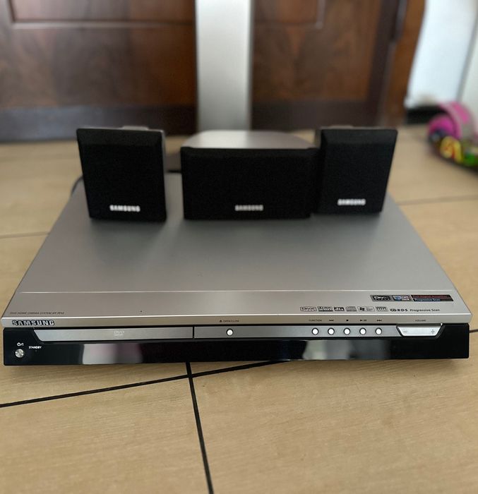 Аудио система за домашно кино Samsung