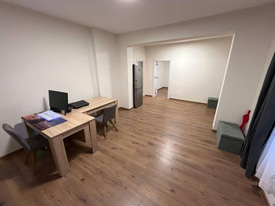 Продава се Двустаен апартамент в Бургас, Център - 117 кв.м за 1795 €/кв.м - Снимка #7