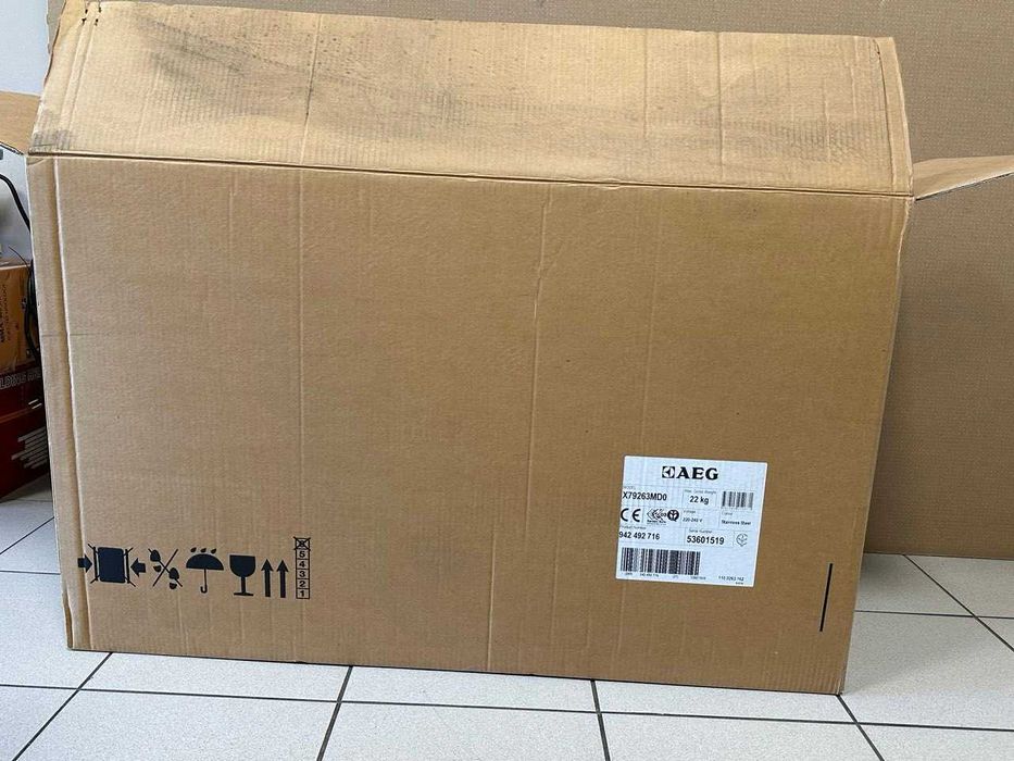 Аспиратор Ширм AEG X79263MD0 нови