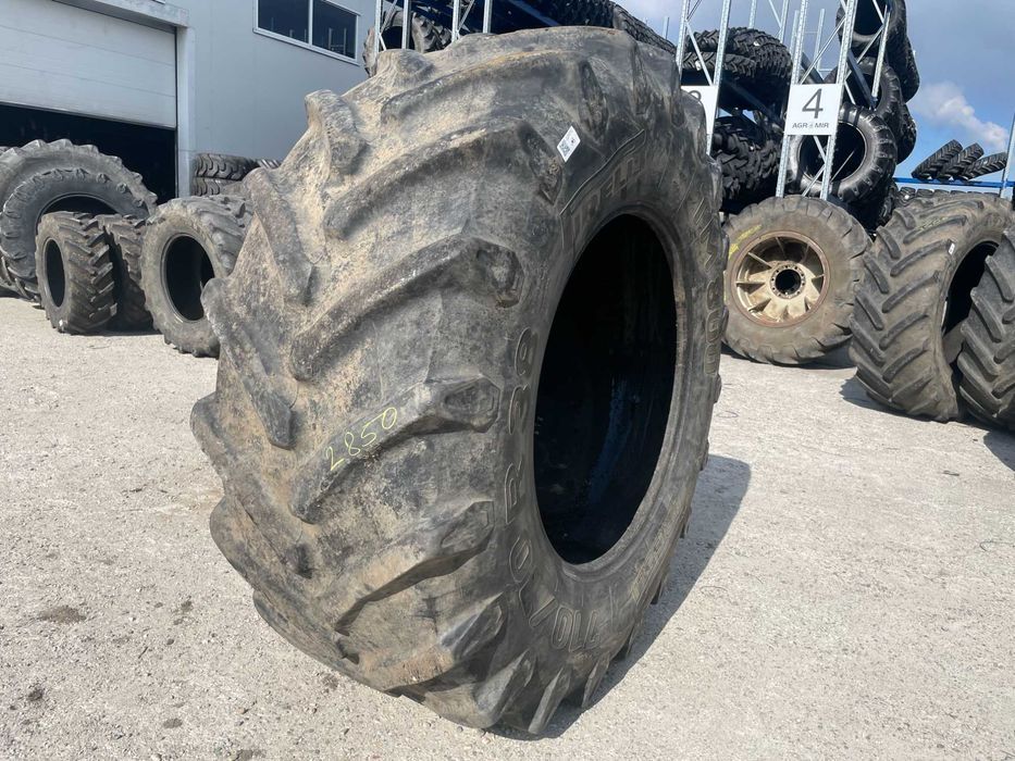 Anvelope import 710/70r38 cauciucuri pirelli TM800 tractor spate