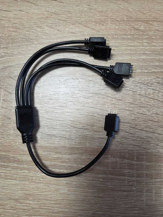 ARGB splitter cable 1 to 4 (3 PIN)