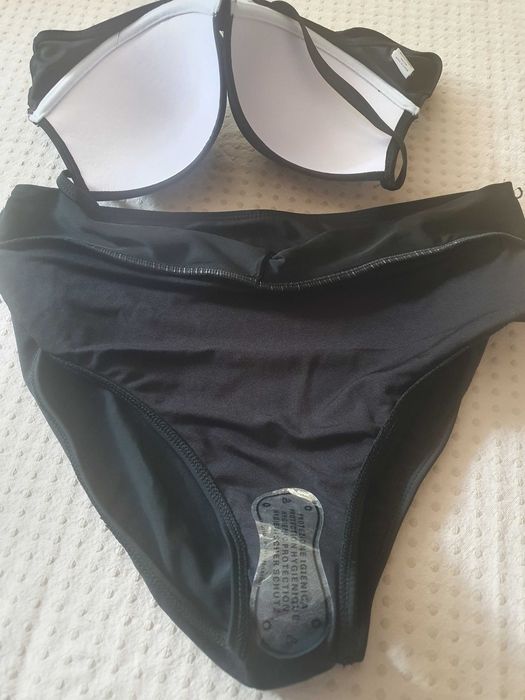 Бански костюм.82% Nylon ,18%Spandex.