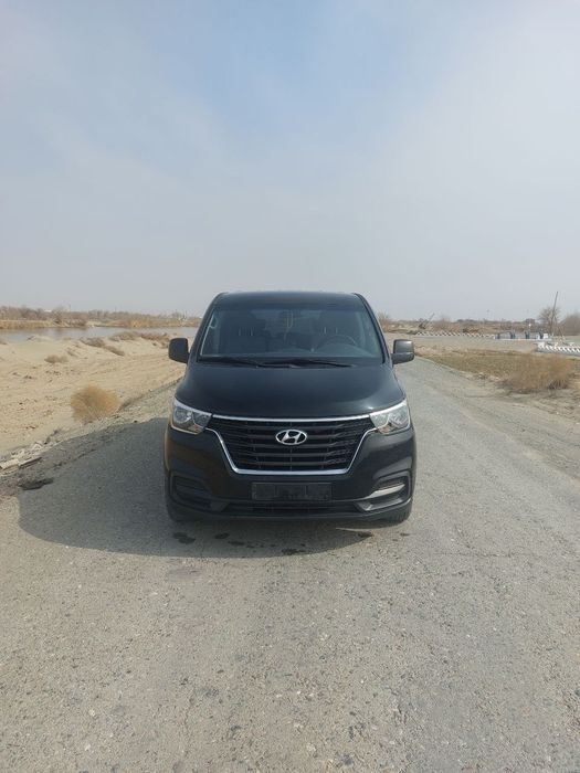 Hyundai starex h-1 2018