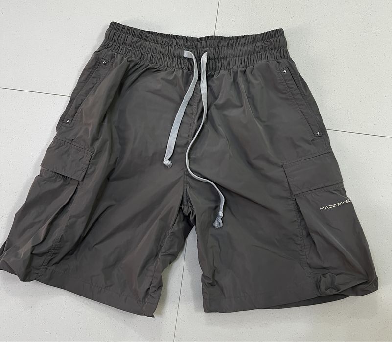 Pantaloni Made By Society