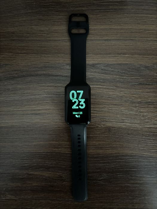 Продам смарт часы oppo watch