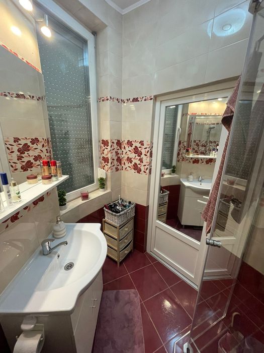 Inchiriere apartament cu o camera/garsoniera
