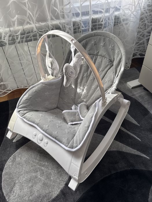 Бебешки музикален шезлонг с табла Lorelli Alex