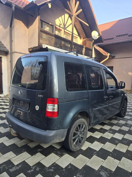 VW Caddy 2009 Benzina