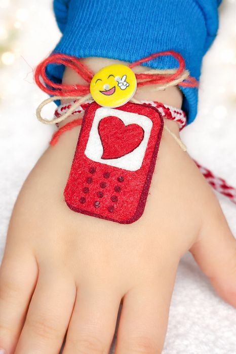 Ръчно изработени мартеници