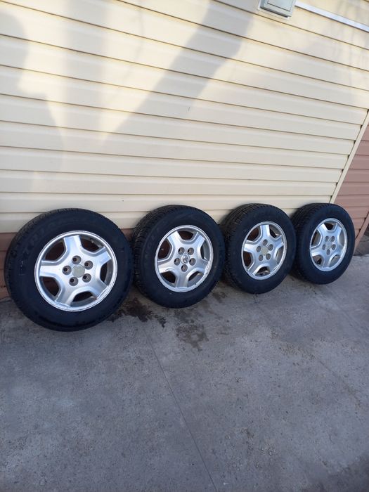 Продам шины с дисками