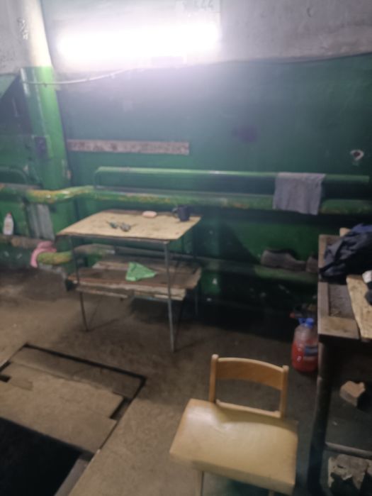 Бокс с ямой   6 мкр