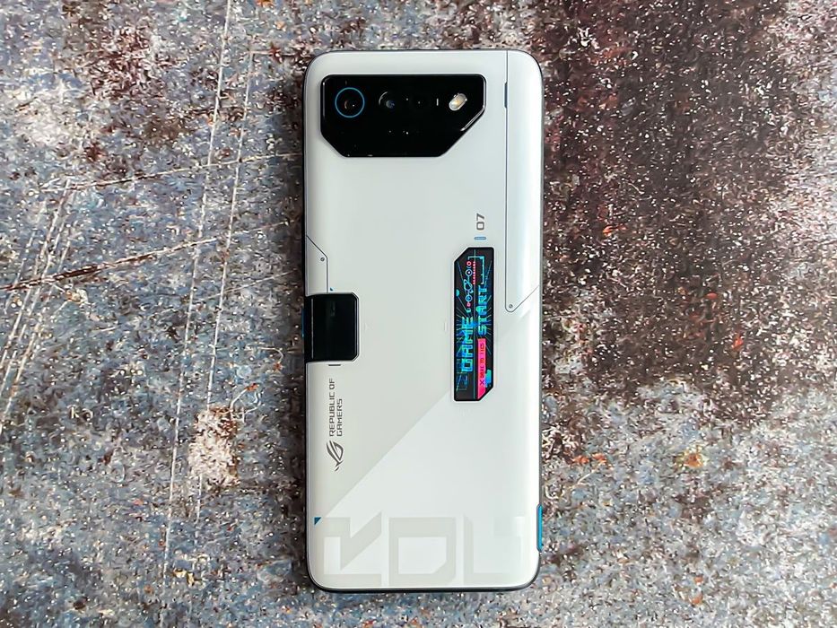 Vând asus rog phone 7 ultimate full box