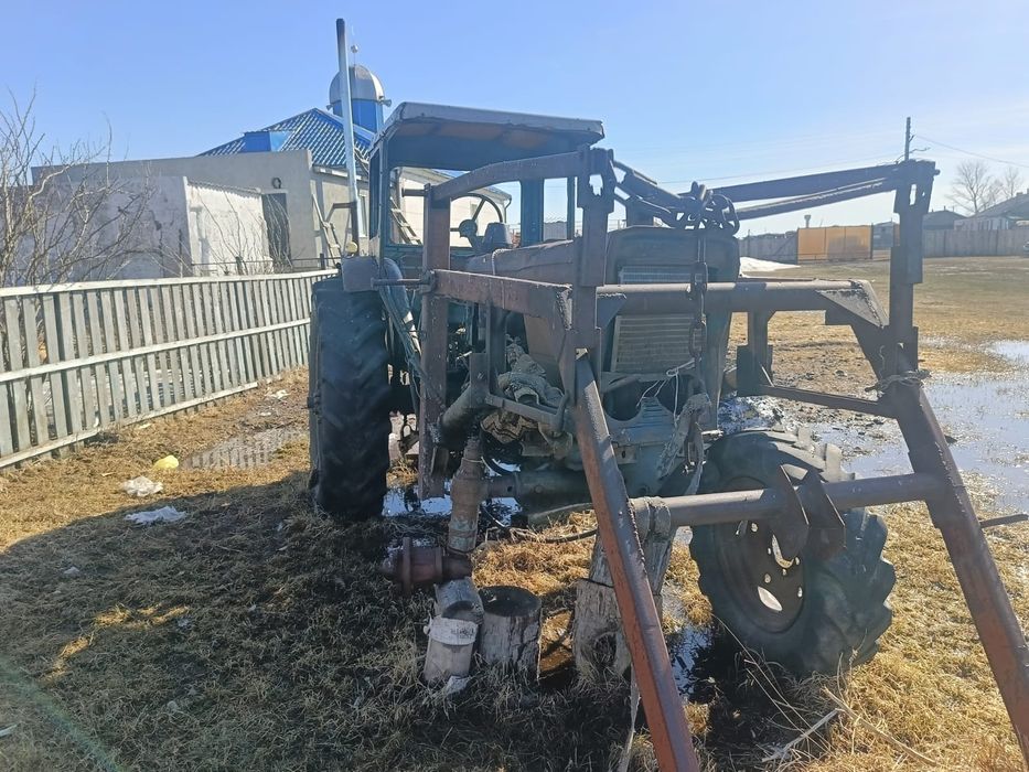 Трактор МТЗ 50 .