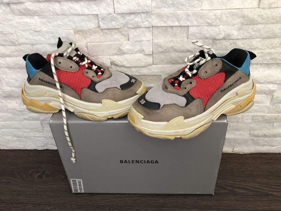 Adidas dama Balenciaga Triple S