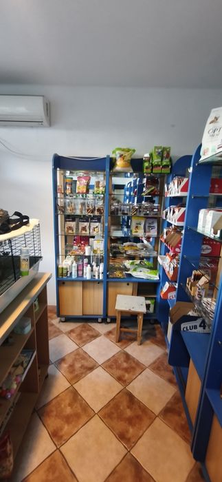Rafturi magazin/farmacie