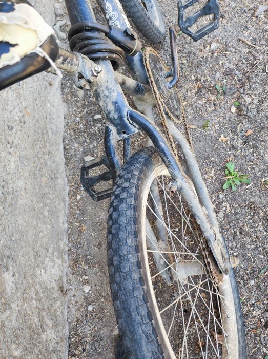 Vând BMX demon merge foarte bine 250 lei negociabil