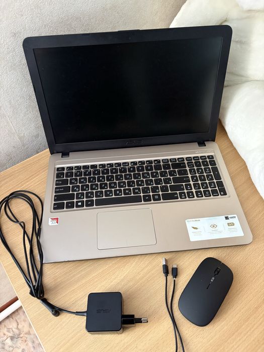 Ноутбук ASUS VivoBook X540B