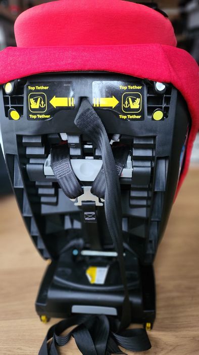 Детско столче за кола Maxi - Cosi Milofix  ( 0-18 кг ) )