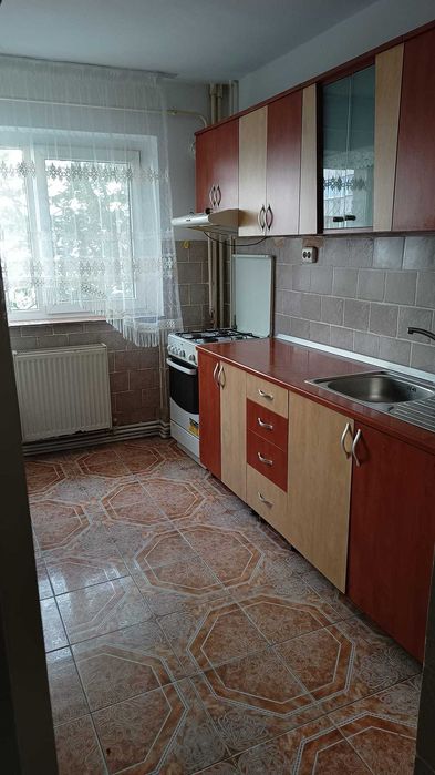 Apartament 2 camere de inchiriat