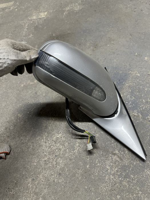 Зеркало правое на mersedes cl 215