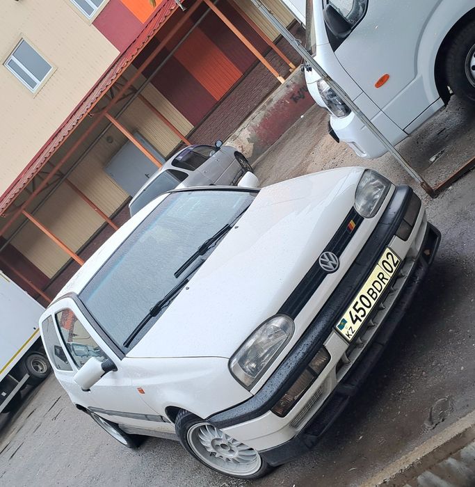 Гольф 3 . 1994 года 2 литра