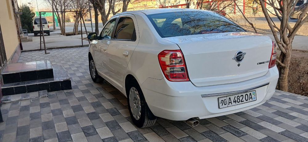 Кобальт 3 позиция 2013 йил эгадан 74 милион келишилади