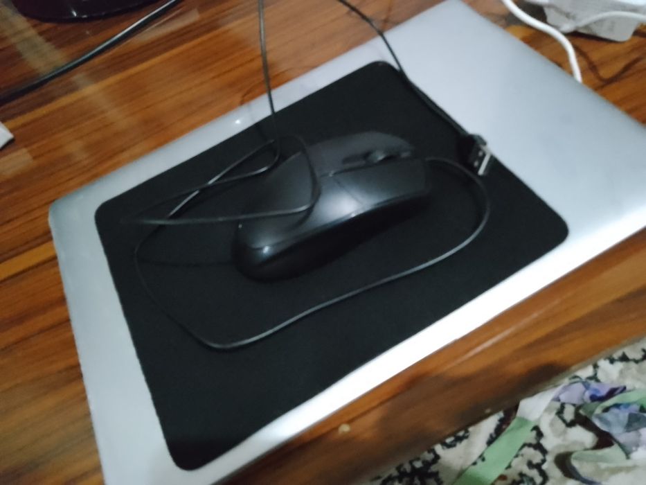 Srochno Noutbuk sotiladi