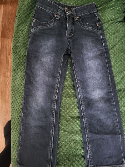 Для мальчика джинсы на 4-5 лет