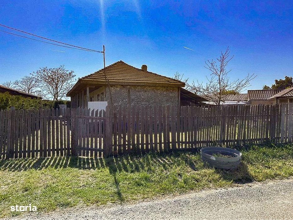 Casa din piatra cu teren 575 mp – Oportunitate renovare in Tuzla