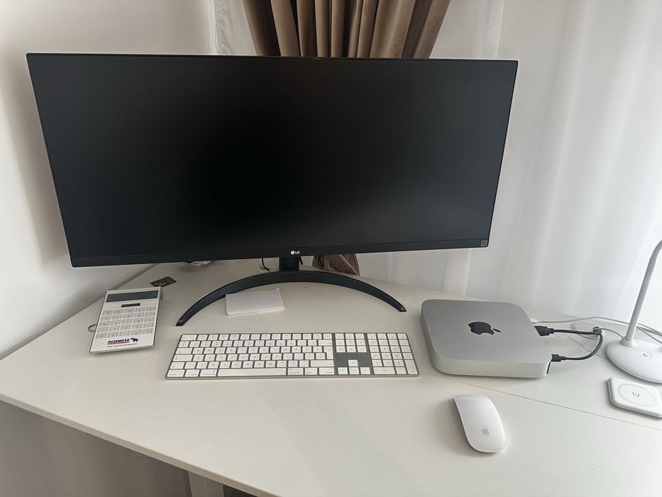 Mac Mini M2 + Monitor 34 + tastatura Apple