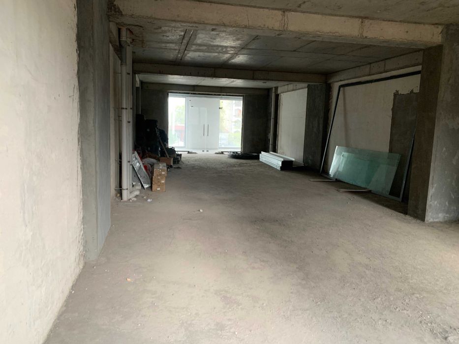 [KM] Продается коммерческое помещение на 1 линии Шота Руставели