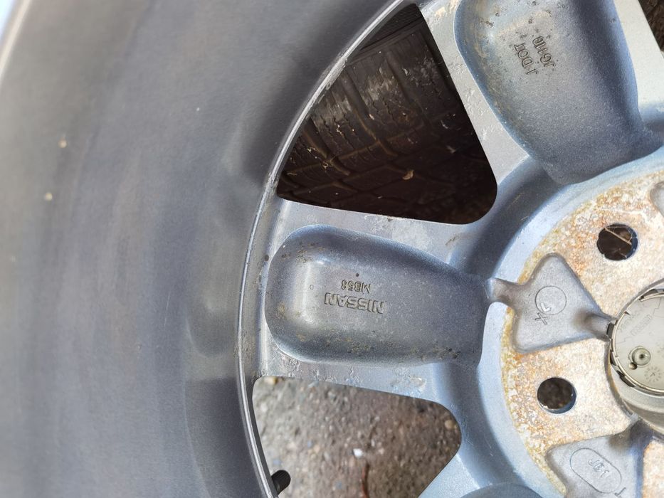 Зимни гуми 215/60 R17 с джанти