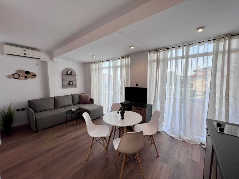 Продава се Двустаен апартамент в к.к. Слънчев бряг - 47 кв.м за 1341 €/кв.м - Снимка #2