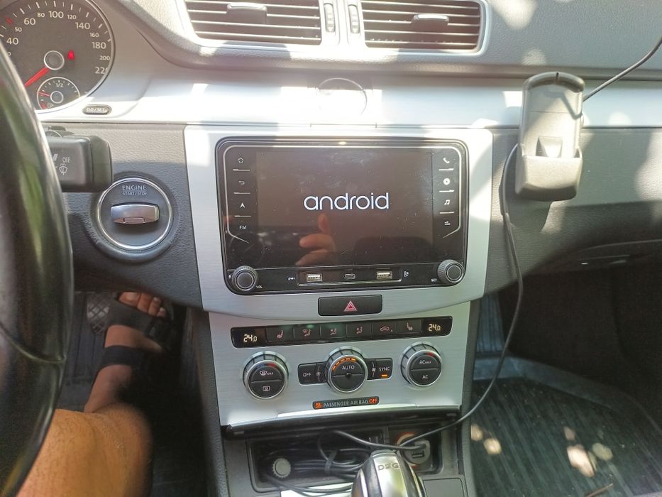 CarPlay Android 14 / RAM 4GB  -  64GB ROM Мултимедия със канбус за Фолцваген,шкода и Сеат Multimedia Volkswagen, Skoda, Seat with canbus