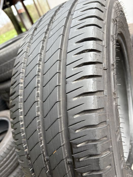 Летни гуми 215/65/16 C - Товарни / Michelin