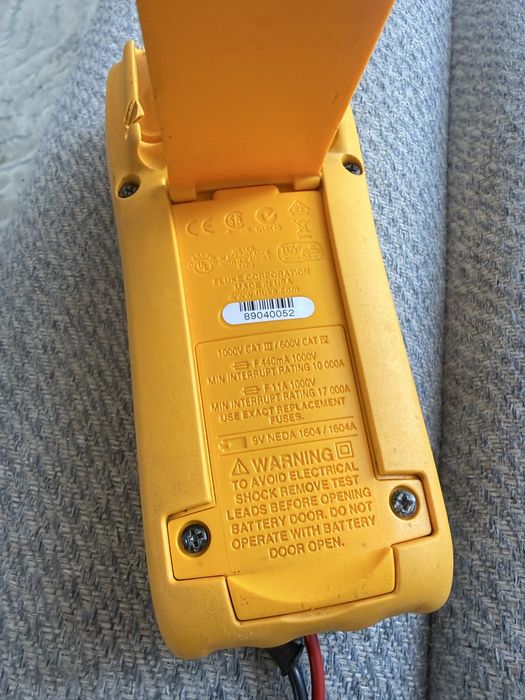 Multimetru Fluke 179