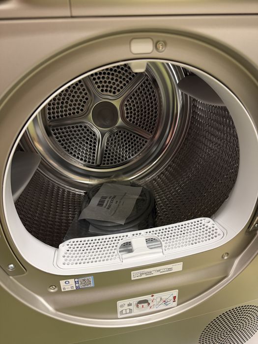 Сушилня BOSCH 9.0 kg кондезационна с термопомпа