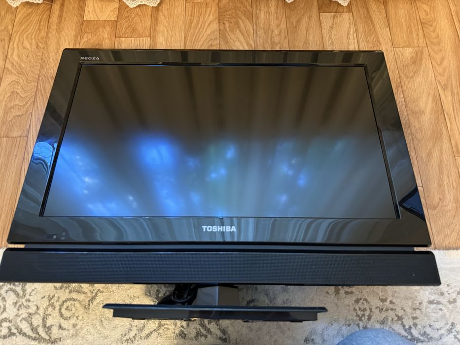 Телевизор Toshiba  24PB1V, б/у