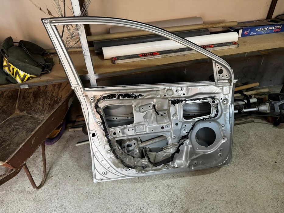 Бу Двери для Hyundai accent