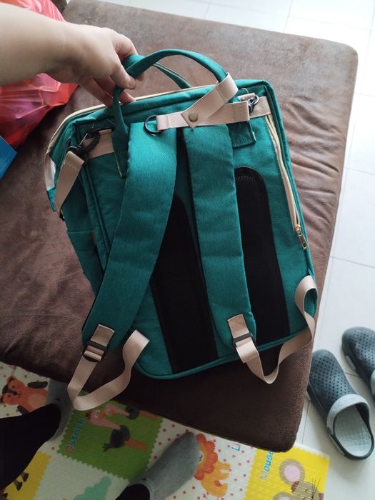 Раница /чанта за бебешка количка с вградена кошара