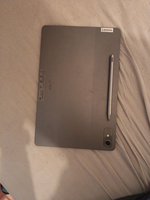 Lenovo  Tab  P12