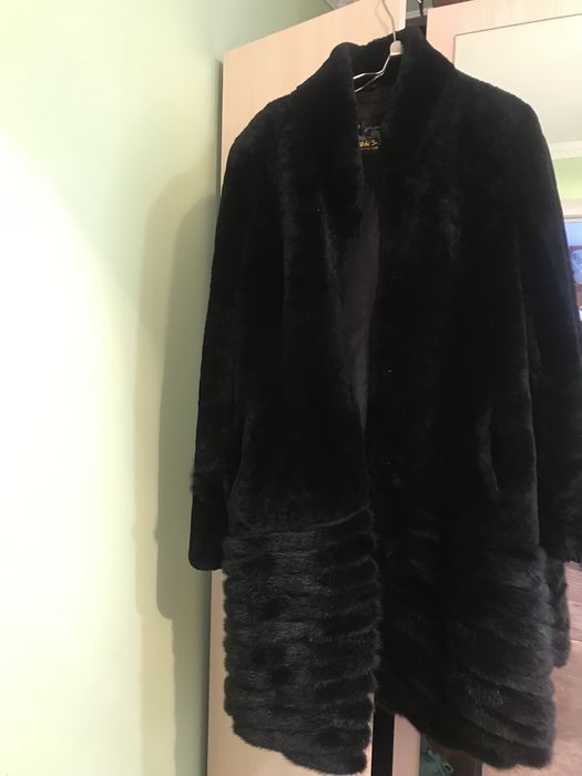 Продам шубу мутоновую