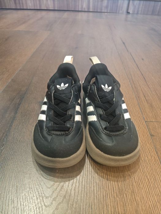 Детски маратонки Adidas adiform samba р-р 23