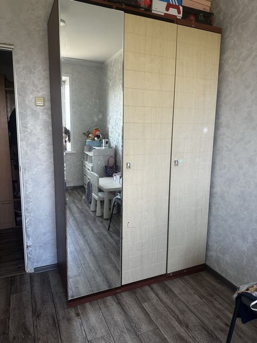 Продам Шкаф для вещей